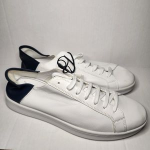 Zara Men’s White Casual Sneaker with Navy Blue Back NEW